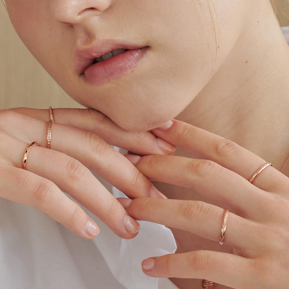Loveenb [14K Gold] Daily Cutting Hollow Ring
