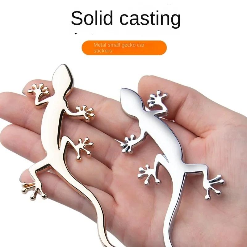 3D Metal Gecko Shape Lizard Logo Chrome Car Badge Emblems Sticker Decal Self-adhesive Car SUV Decoration Accessories Silver/Gold