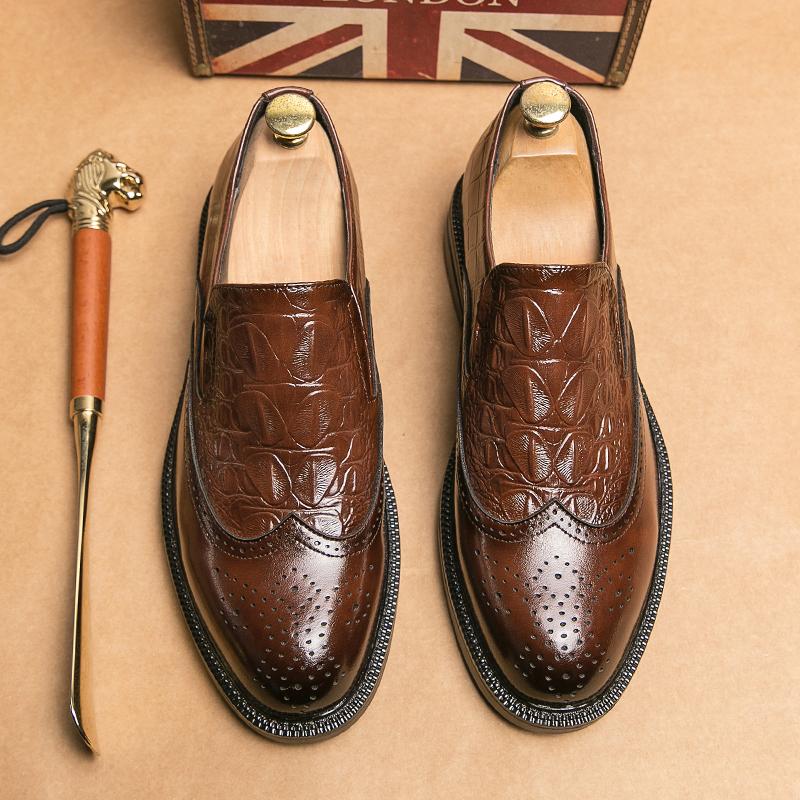 

FashionSpring 2024 Новые высококачественные мужские туфли с острым носом и резным носком Повседневная обувь из кожи Мужские черные коричневые кожаные туфли Borgue 46 коричневый