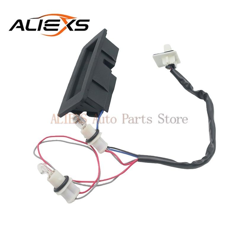 13223919 Tailgate Boot Lid Release Switch W/Lamp For Opel Astra H A04 Estate 2004-2010 / Zafira B A05 2005-2015 Auto Parts