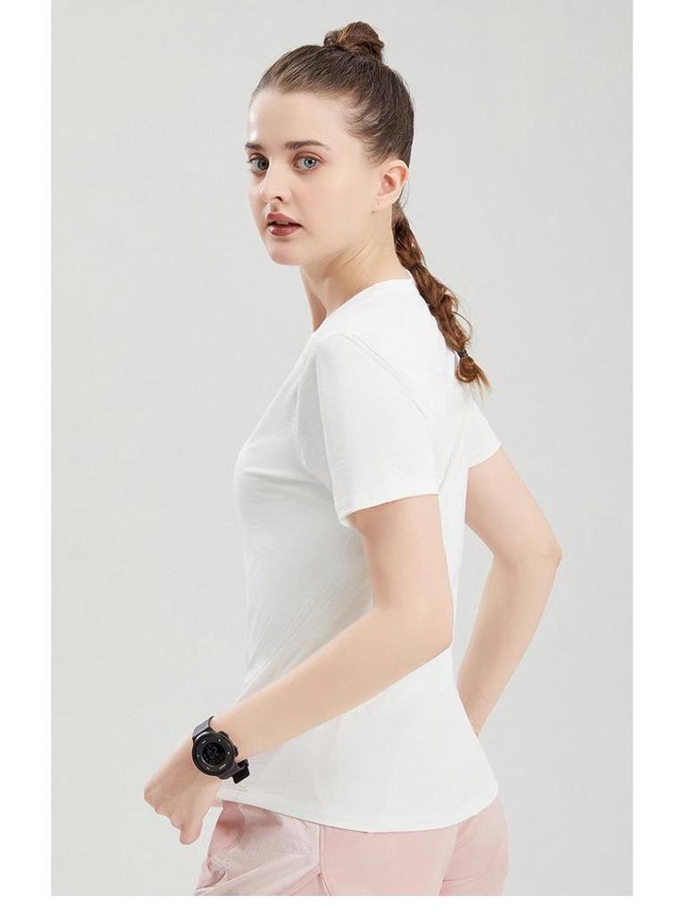 Women's Lightweight Quick-Dry Casual Sports T-shirt - Round Neck, Breathable, Comfortable, Short Sleeve, Customizable.