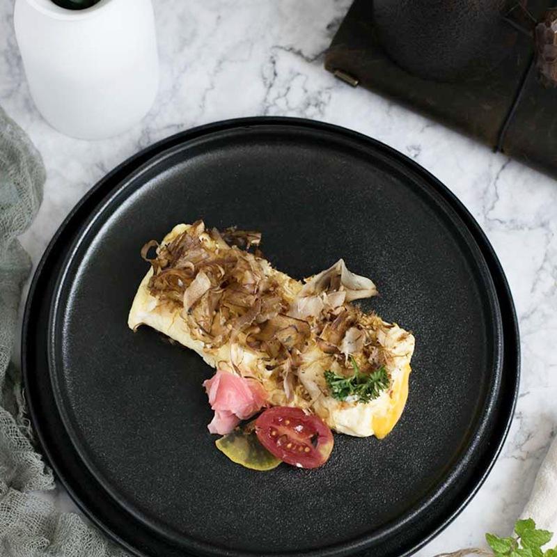 Japanese Creative Quicksand Plate Steak Plate Fruit Plate Western Restaurant Pasta Plate Ceramic Dish Frosted Flat Plate Cake Tray