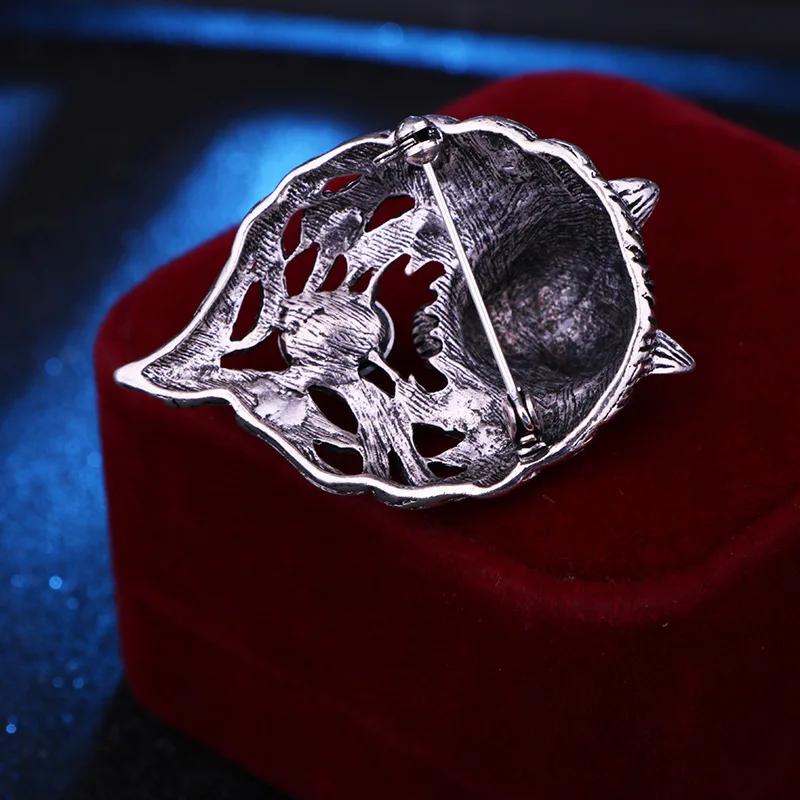 New Vintage Animal Wolf Brooche Rhinestone Collar Pins Badge Brooches Fashion Suit Shirt Clothing Jewelry for Men Accessories