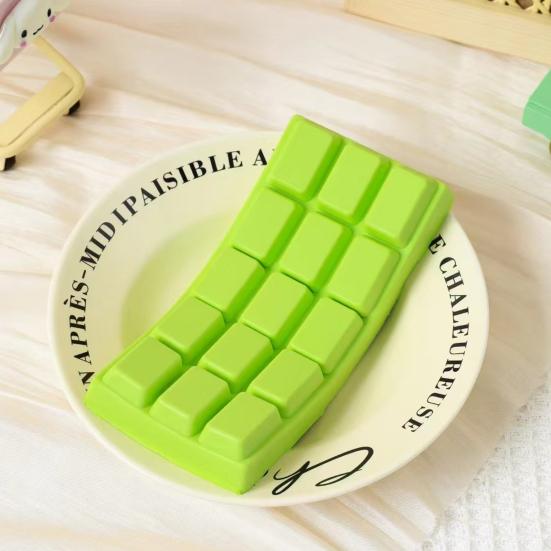 Slow-Rising Chocolate Squeeze Toy Realistic TPR Fidget for Stress Relief Portable Decompression