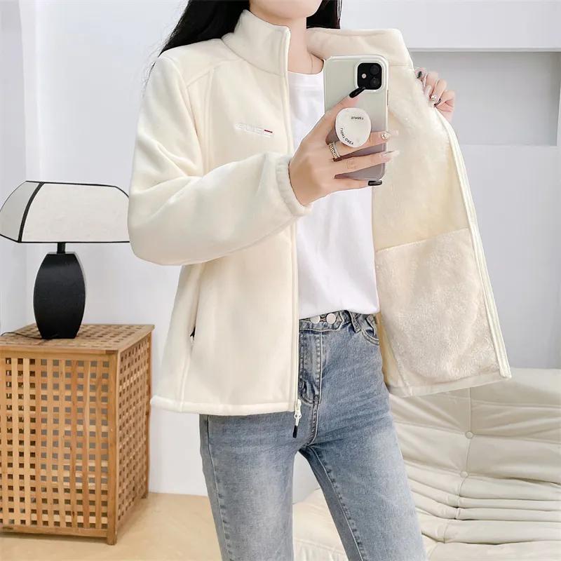Women's Thickened Fleece Outerwear: Wind-Resistant and Cozy High-Neck Athletic Casual Jackets for Spring & Autumn Outdoors