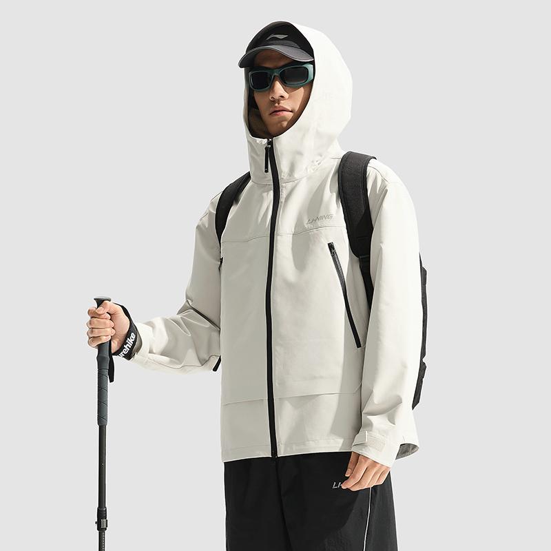Li Ning Leaf Edge Water Resistant UV Protection Windproof Breathable Solid Color Hooded Straight Fit Comfortable Jacket Men Jacket AFDU689-6
