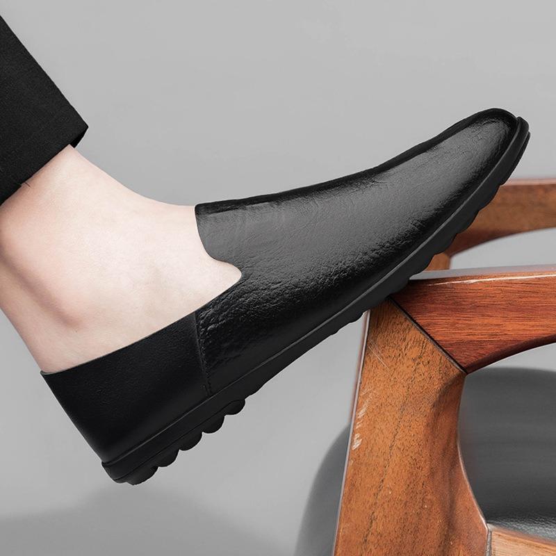 Fashion Men Leather Shoes Luxury Designer Loafers Fashion Business Casual Dress Shoes for Men Comfort Lazy Flats Soft Sole Driving Shoes