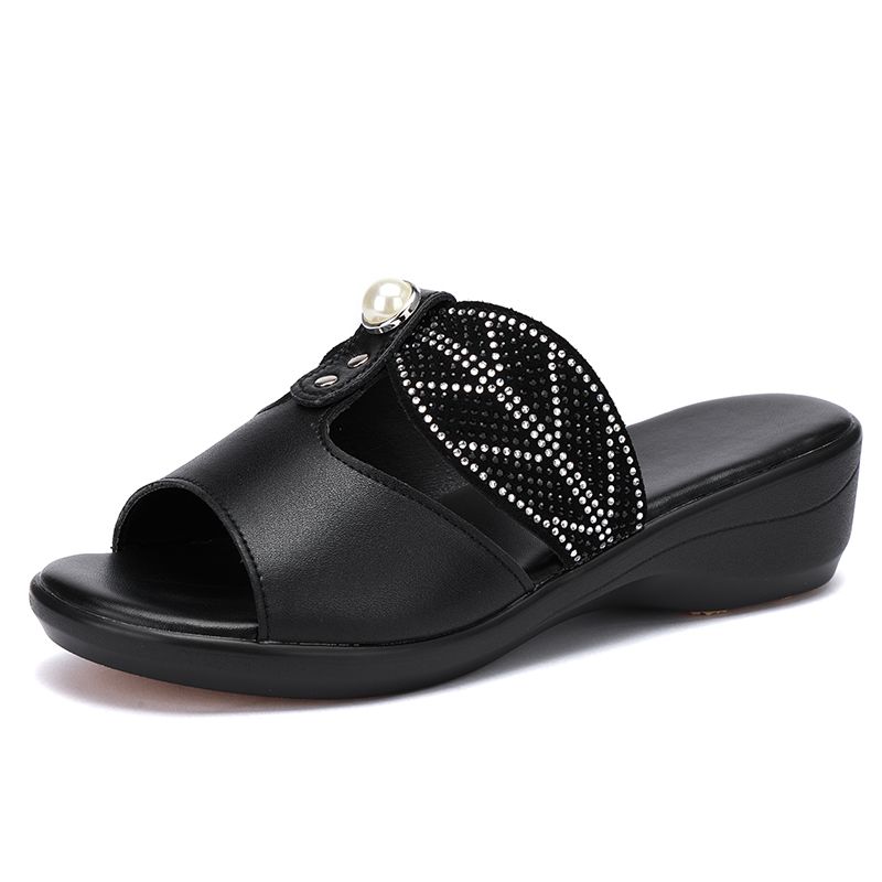 

Модные женские тапочки GKTINOO 2025, летние женские шлепанцы, обувь, женские танкетки, каблуки, нескользящие, из натуральной кожи, летняя обувь для мамы, мягкие 10 чёрный