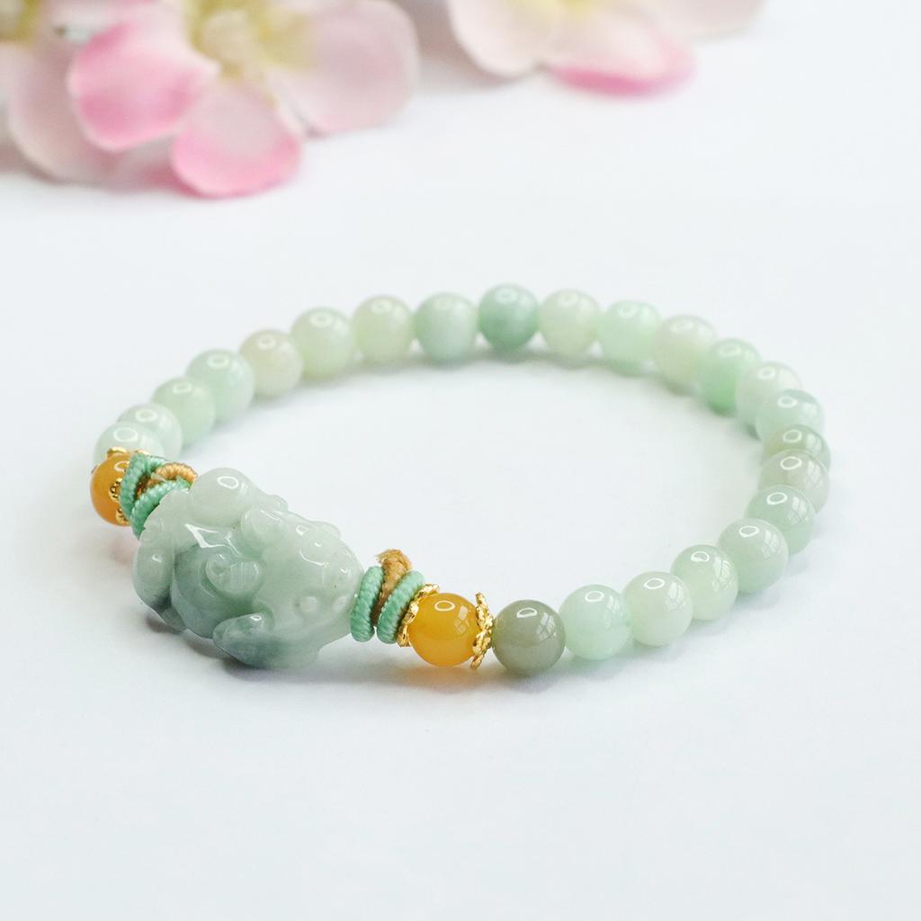 Shoubao Pixiu | Moisturizing Bean Green A-grade Jadeite Bracelet with Simple Chinese Style and Atmospheric Pixiu Jade Bracelet