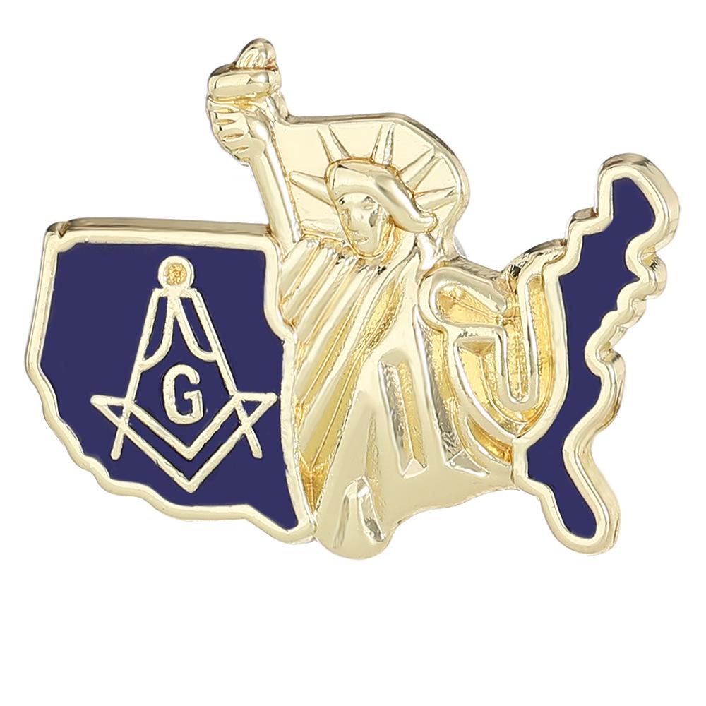 Retro Shield Heart Freemasonry Flag Brooch: Metal Badge for Clothing Decoration