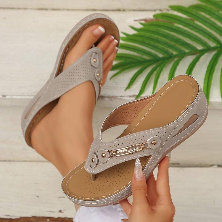Women s Retro Flip-Flops with Arch Support - Comfortable Slip-On Summer Thong Sandals 42EUCN43 серый 1860₽