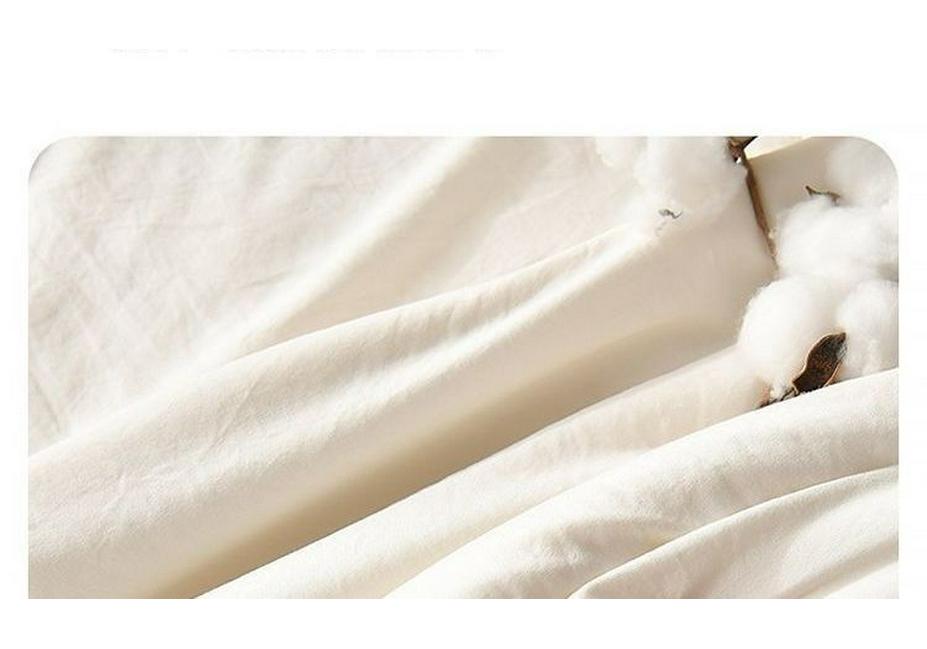 Xinjiang Cotton Lightweight Quilt for Summer, Spring, and Autumn - Ideal for Dorms and Air-Conditioned Rooms