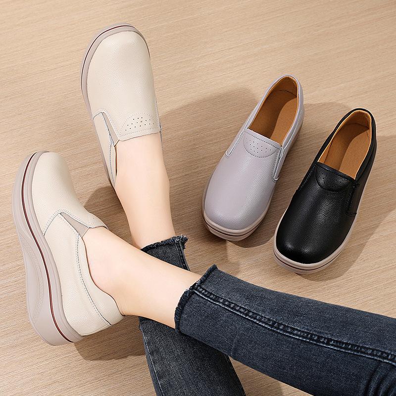 2026 new thick-soled muffin shoes casual women's single shoes elastic band rocking shoes wedge heel mother shoes