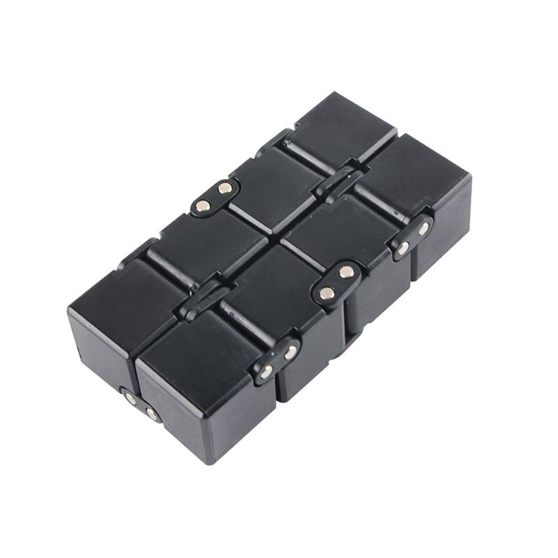 Metal Infinite Cube Stress Relief Toy Effortlessly Spin the Hand-Cranked Top Office Cube Stress Relief Children's Educational Po