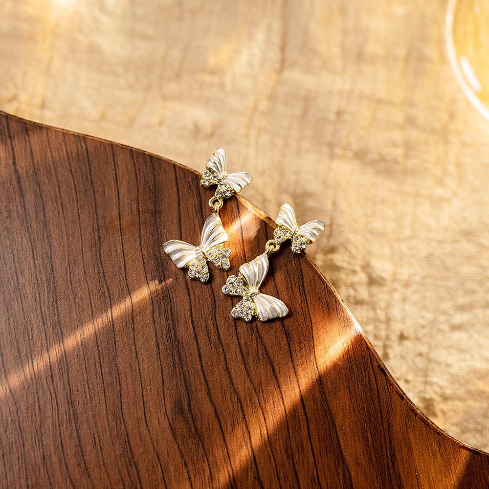 Sweet Temperament Exquisite Diamond Stud Earrings, Design Sense Niche Oil Dripping Butterfly Earrings High Sense Earrings Women