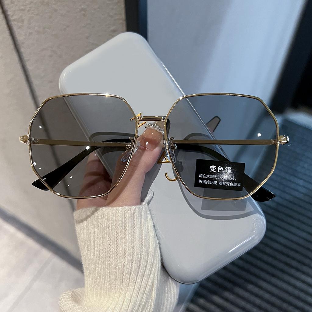 High-end European and American Style Sunglasses, Women's Summer Polygonal Anti-UV Sun Protection Sunglasses, Fashionable Glasses