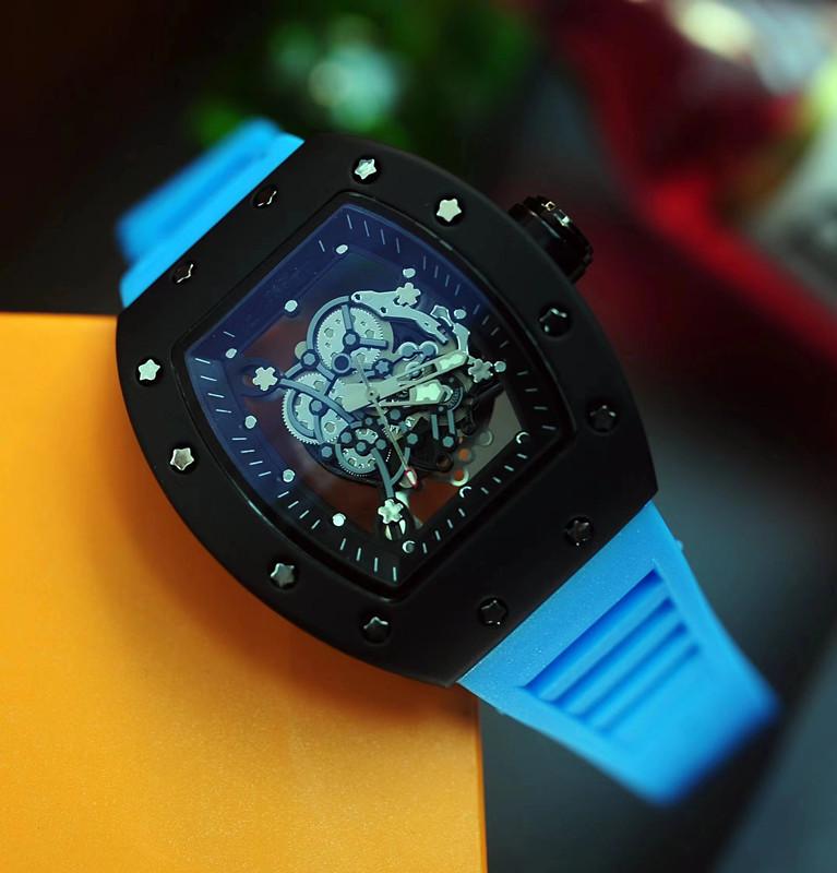 Wangr Unisex Transparent Hollow-out Wristwatch