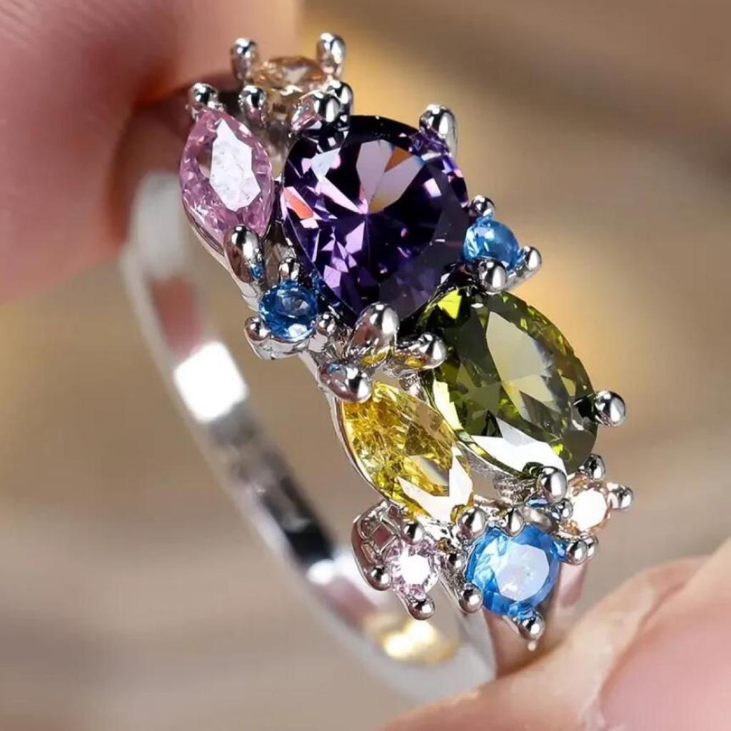 Anello con Zircone Anello con Gioiello Placcato