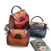 Johnature Retro preget førstelags kuskinn Dameveske Håndlaget Floral Hasp Handbag Fritid Skulder Messenger Bags