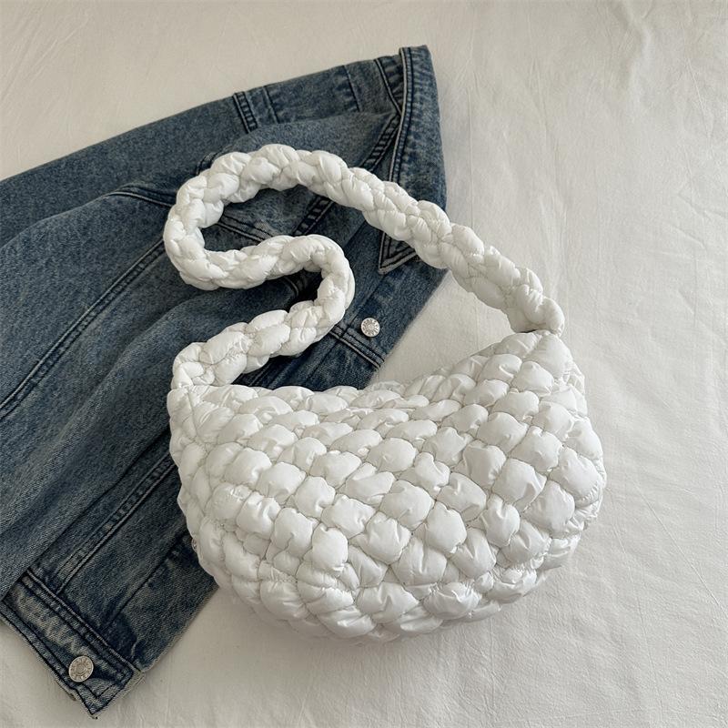 

Новая плиссированная сумка-облако из Южной Кореи, персонализированная модная наплечная портативная сумка-тоут, повседневная большая вместимость, красивая сумка под мышкой белый