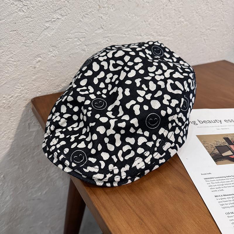 Fashion Leopard Print Smiling Face Pattern Women Casual Beret Autumn For