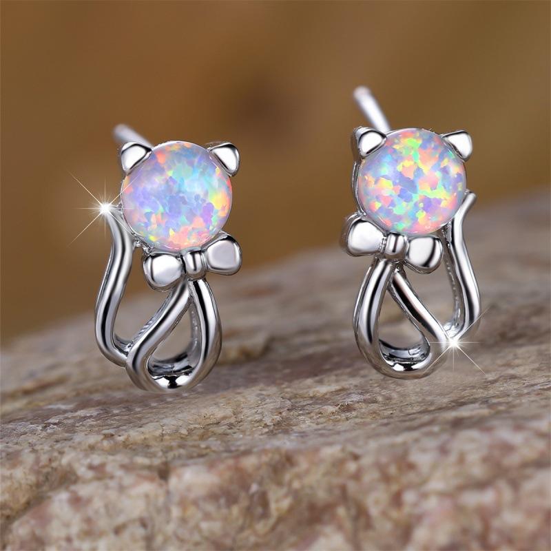 Fashion commuter cute cat stud earrings