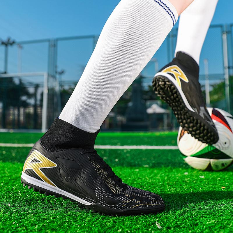 Tenagers Men's Soccer Shoes  Non-Slip AG/TF Soccer Cleats Ankle Boots Unisex Large Size Ultralight Football Boots Boys Sneakers