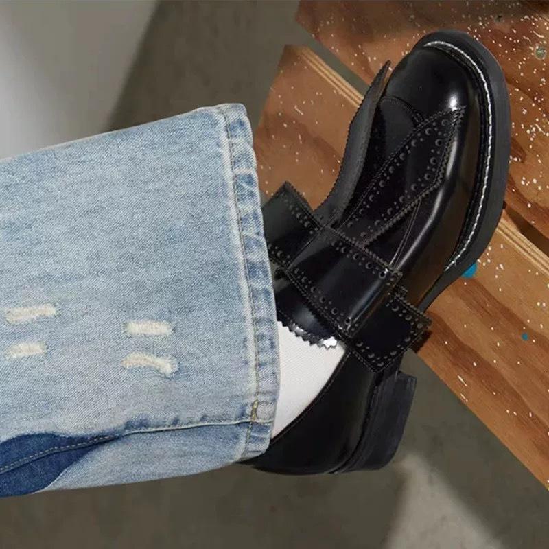 Leder Britische Schleife Schleife graviert Brock kleine Lederschuhe für Männer und Frauen im gleichen Stil, Autonaht dicker Absatz Slipper einzelne Schuhe