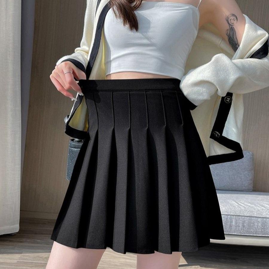 New Spring, Autumn and Summer Design A-line Short Skirt for Girls Slim College Style Pleated Skirt