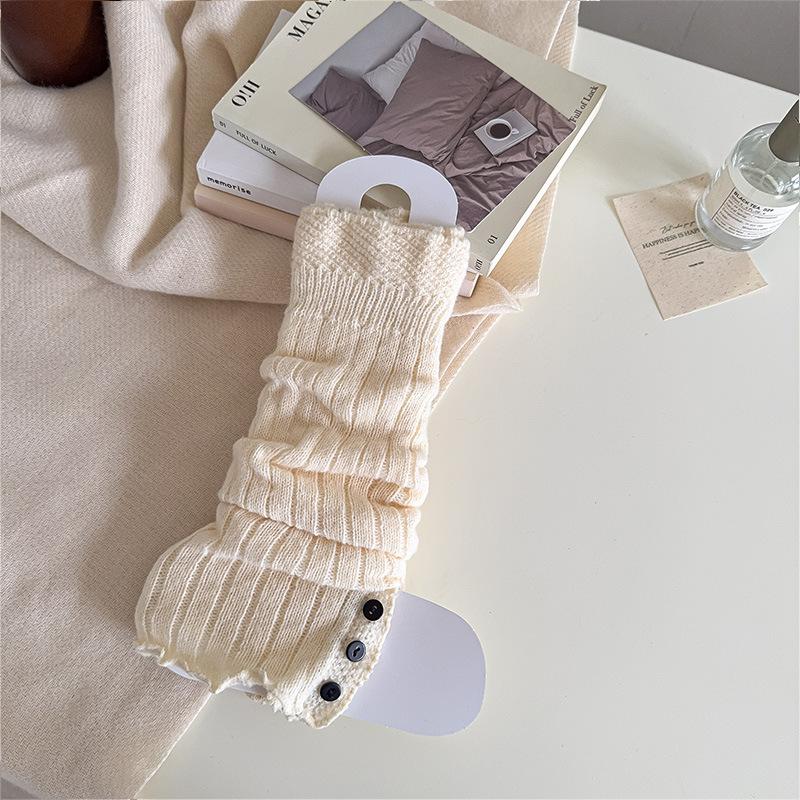 Female Autumn New Solid Color All Match Knit Show Thin Button Step Foot Pile Socks