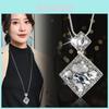 Fantastiskt Geometriskt Formad Kristallhänge Långt Halsband För Kvinnor Elegant Modeaccessoar