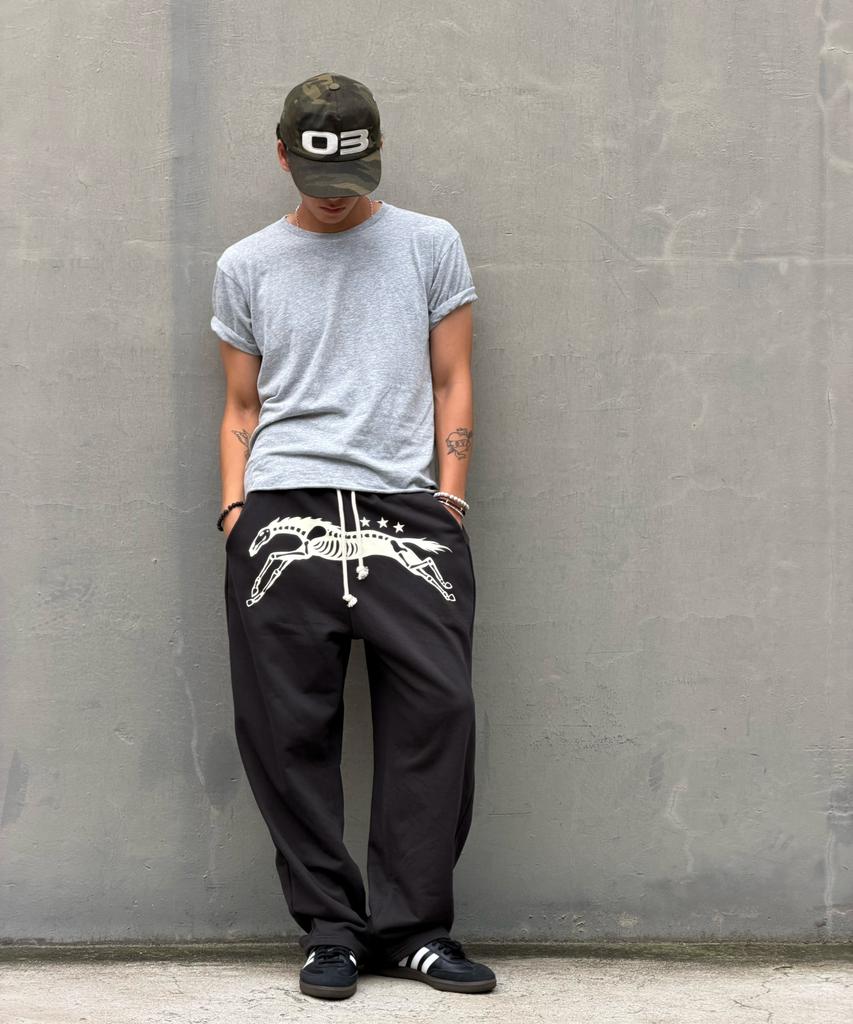AMOU Bone Horse Sweat Pants Black