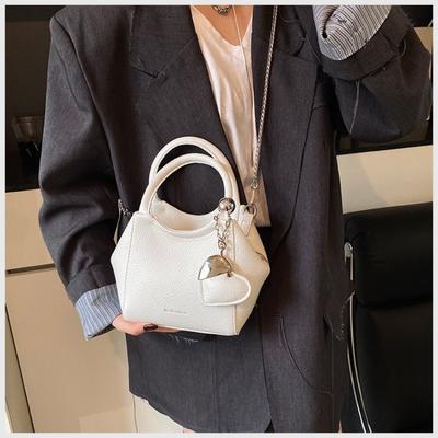 High-end Fashion Hand-carried Bucket Bag Women's New Versatile Simple Shoulder Bag Niche Trendy Messenger Bag