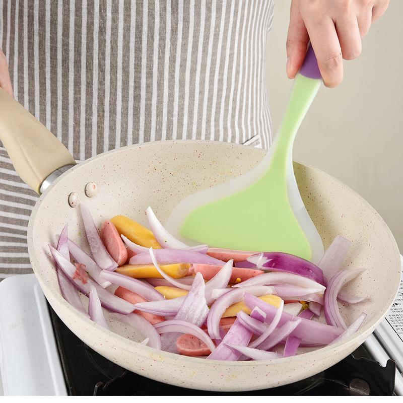 Food-Grade Silicone Non-Stick Tamagoyaki Spatula - High-Temperature Resistant Pancake & Egg Frying Scraper