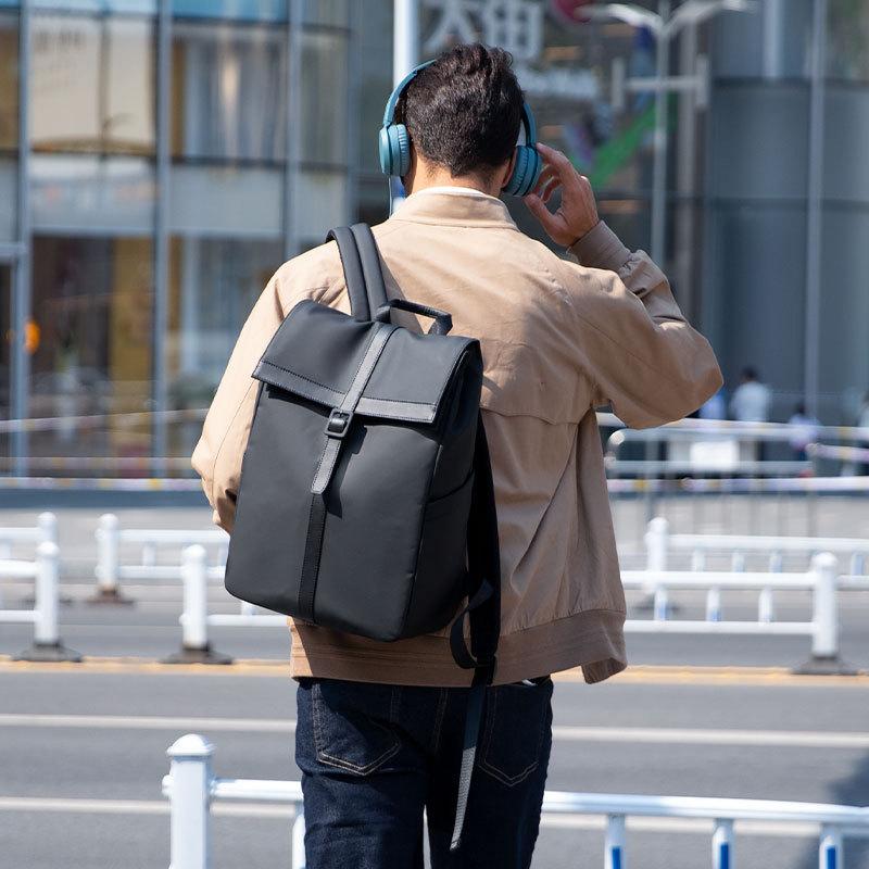 2023 New Backpack Casual Lightweight Travel Shoulder Bag Men's Computer Backpacks