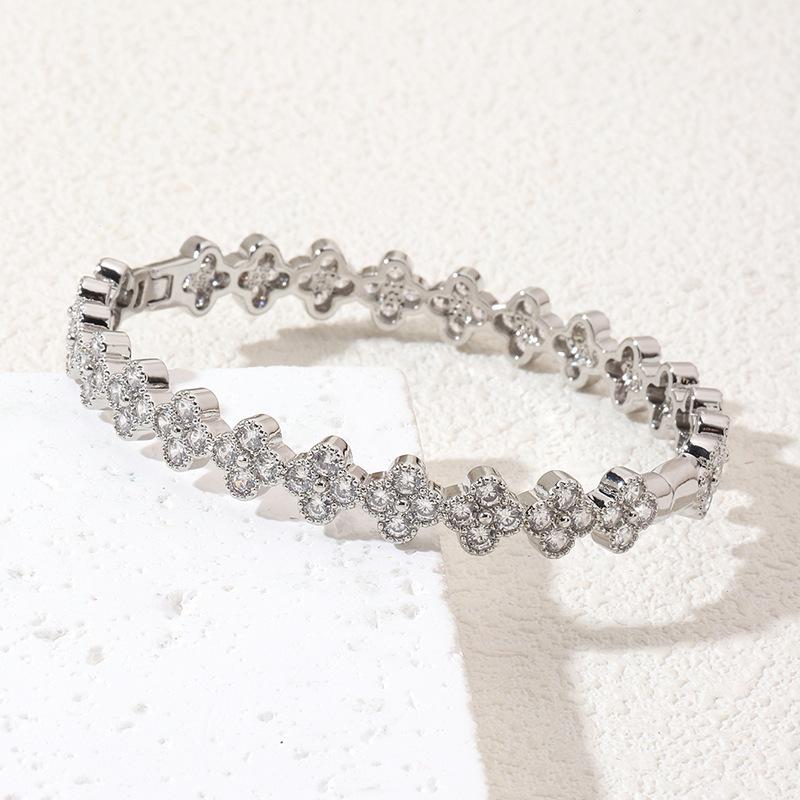 

New Light Luxury Diamond-encrusted Bracelet Female Animal Bracelet European and American Personality Hip Hop Leopard Head Opening Bracelet