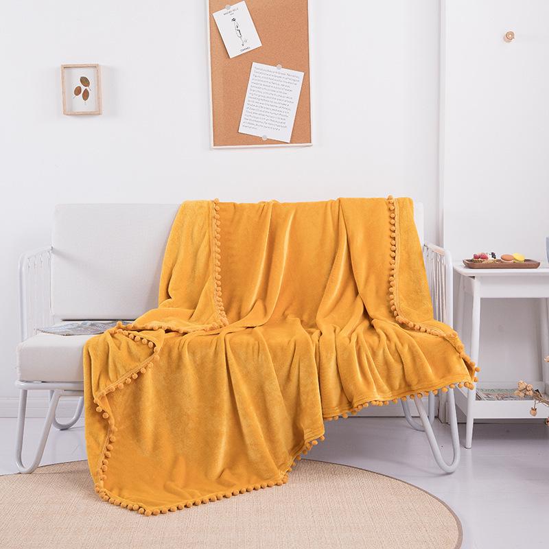 

Solid Color Flannel Pom-Pom Throw Blanket with Tassel Decor for Sofa or Office 100x150 cm жёлтый