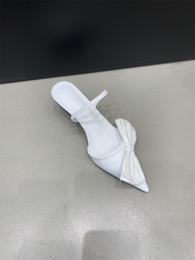 Europäischer und amerikanischer Stil Laufstegmodel, Metall-High-Heel-Sandalen 2024 neu Schleifendekoration spitze Zehenpartie Bag-Head-Sandalen Damen Oberbekleidung