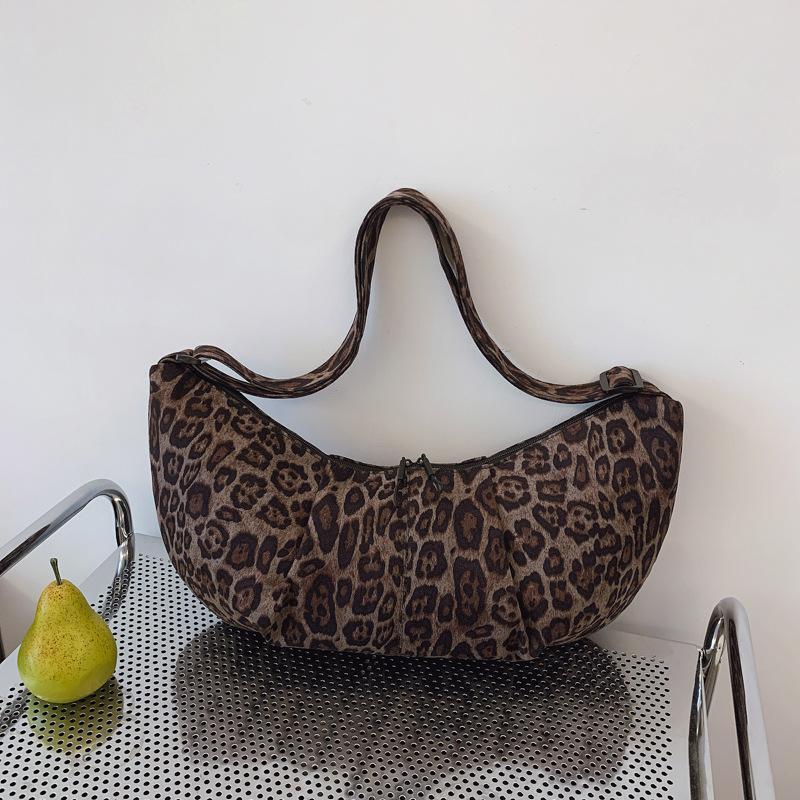 Retro Niche Bag Women 2025 New Fashion Casual Shoulder Bag Niche Popular Shoulder Messenger Bag Dumpling Bag