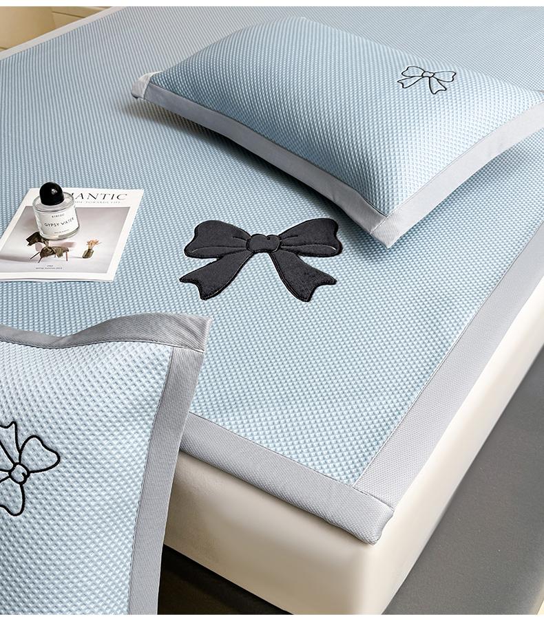 Spring/Summer New PE Medium Molecular Bean Cool Mat Flat Mat Set of Three, Washable Student Dormitory Cool Mat Set of Three