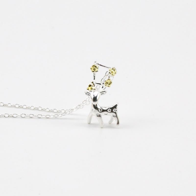 Antler Pendant Necklace - Korean Mori Girl Style, Simple & Versatile, Sika Deer Clavicle Chain, Perfect Christmas Gift