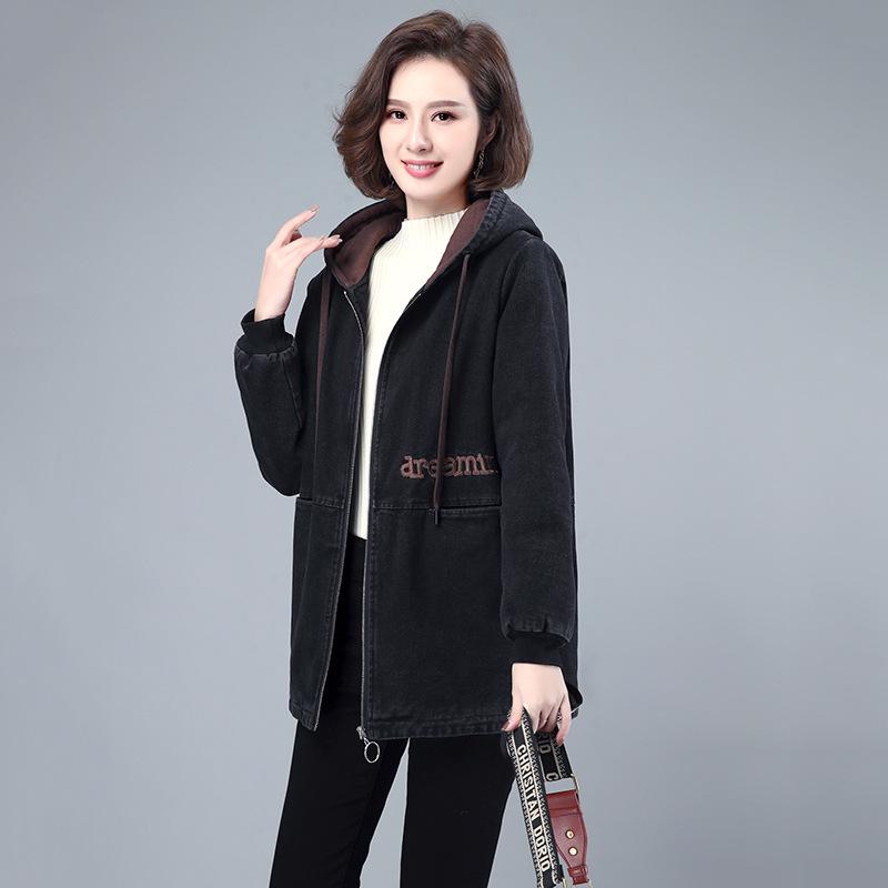 Women's Fleece-Lined Denim Hooded Jacket: Mid-Length, Warm, Fashionable Autumn/Winter Coat for Middle-Aged & Elderly Moms.