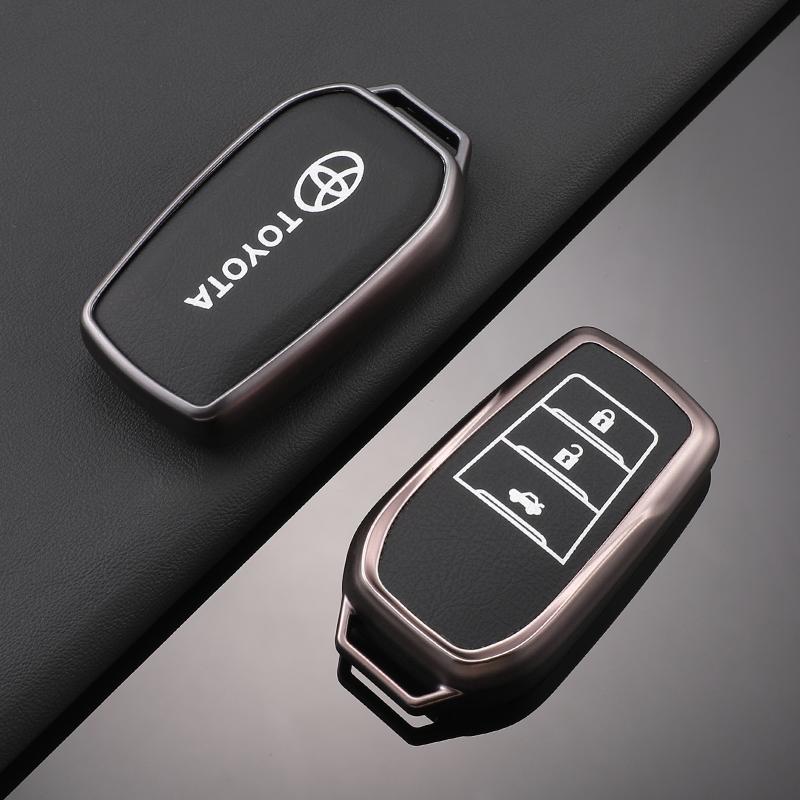 

Шкіряний чохол-футляр для ключа автомобіля для Toyota RAV4 Crown Hilux Fortuner Yaris Prius Corolla Camry Land Cruiser Avensis Verso Prado C