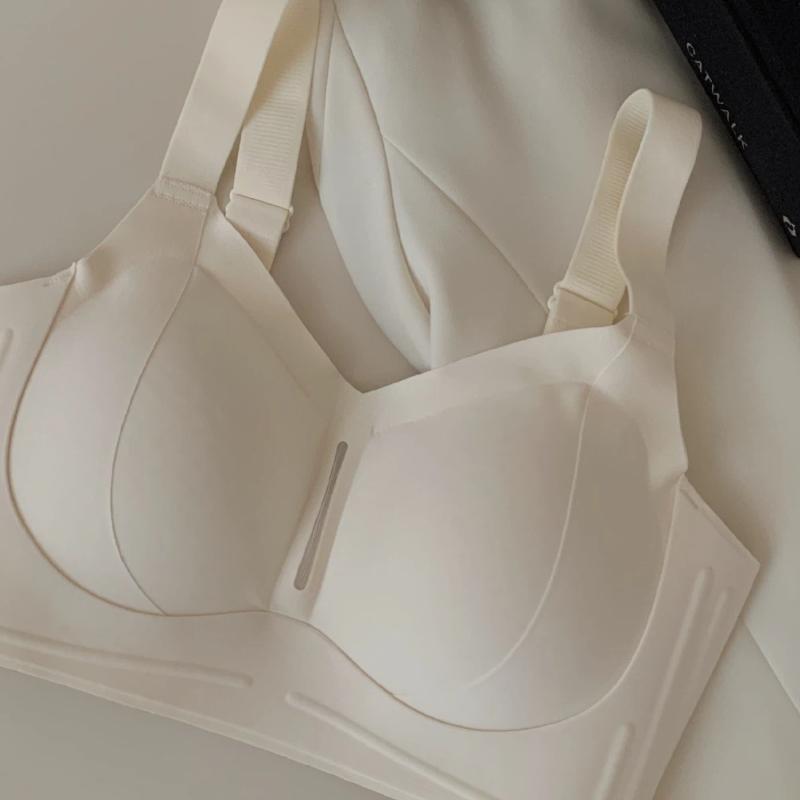 

White Anti-Sagging Support Wireless Bra with Adjustable Wide Straps M белый