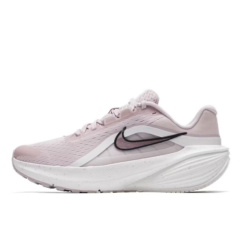 Nike Women s Downshifter 14 SE Running Shoes 36
