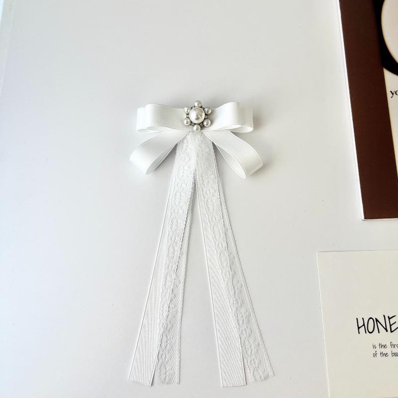 Černá krajková brož Mašle Bílá perlová brož Kravata Pro dámské oblečení Zdobení výstřihu Stuha Kravata Šperky Doplňky