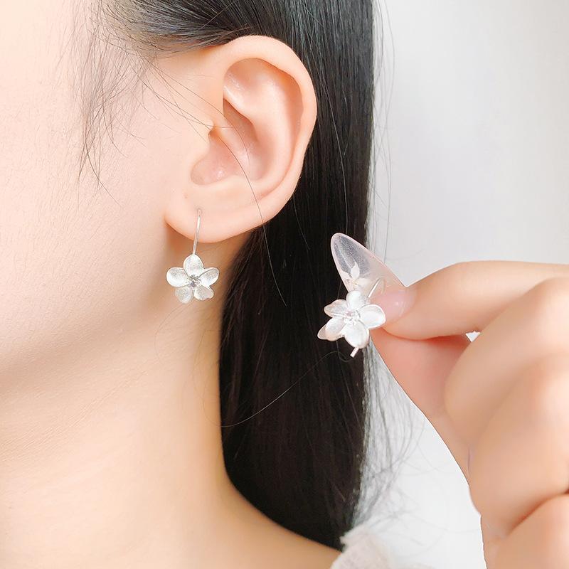 S925 Silver Diamond Flower Stud Earrings For Women Lightweight Niche High End Elegant Jewelry