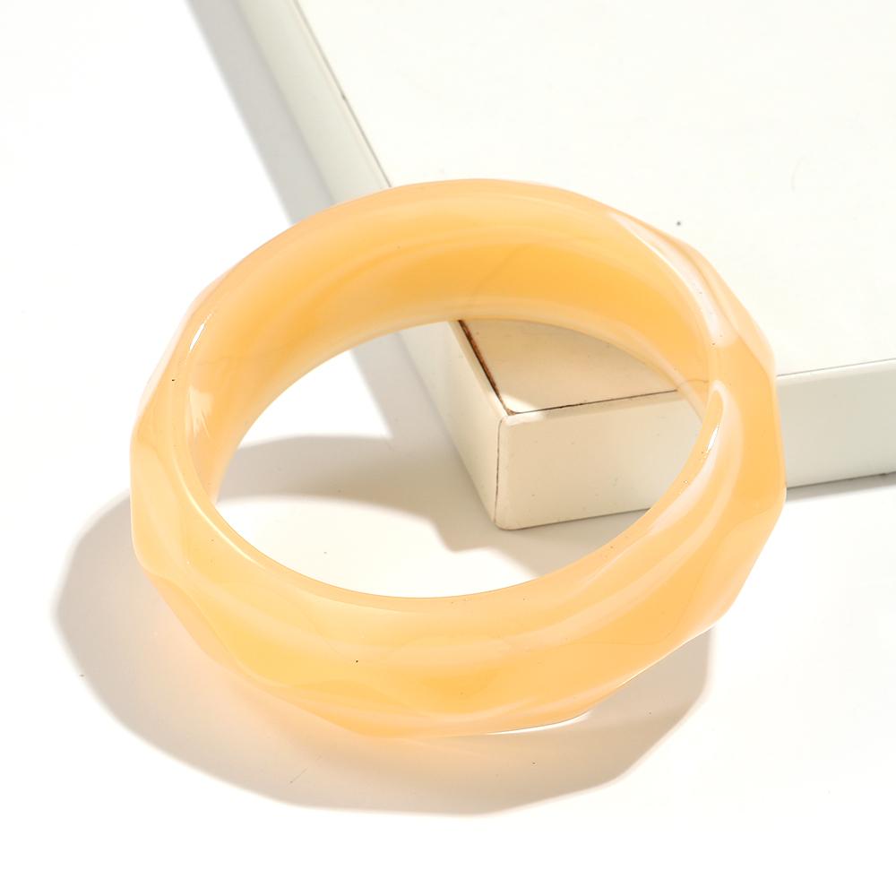 New Colorful Clear Irregular Round Acrylic Wide Bangle for Women Statement Resin Chunky Stackable Bracelets Couple Jewelry Gift