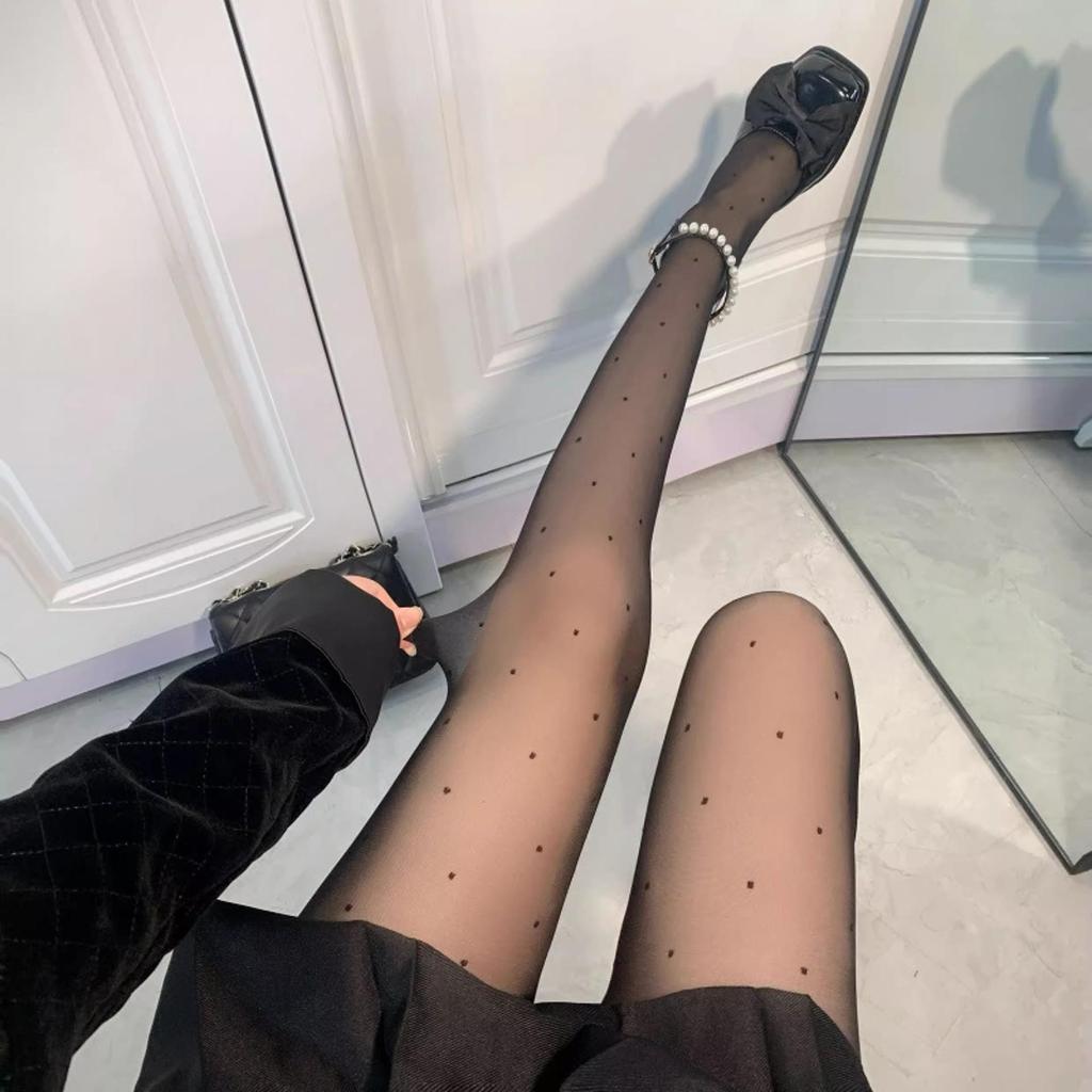 Kadın Siyah Taşlı File Çorap – Trend, Seksi Kesimli, Bahar İçin Parlak Jartiyer