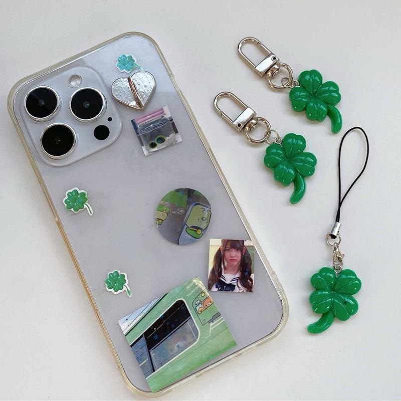 Enkel fyrklöver nyckelring Kreativ Utsökt fyrklöver Lucky Keychain Nyckelring Julklappstillbehör